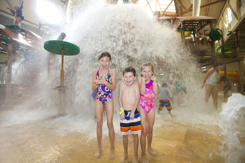 Great Wolf Lodge Sandusky Exterior photo